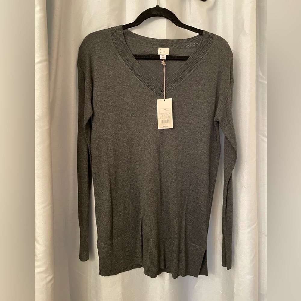 Grey XS V Neck Sweater NWT